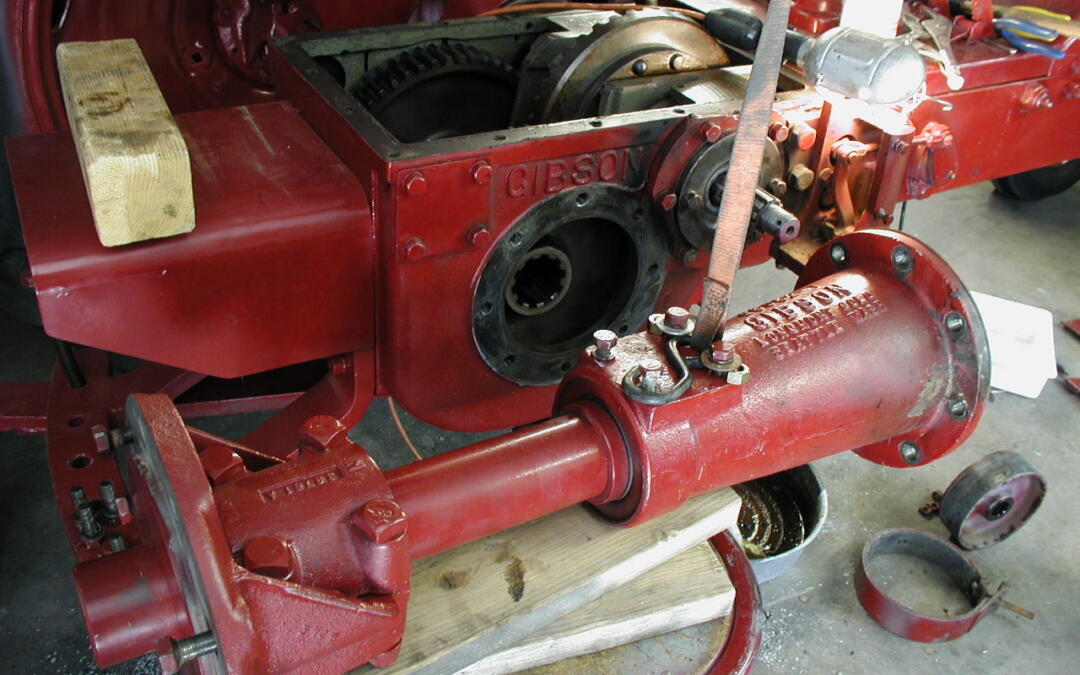 Change right rear axel gasket